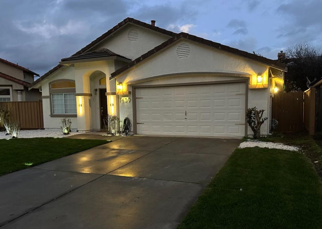 1439 Wolf Ct, SALINAS