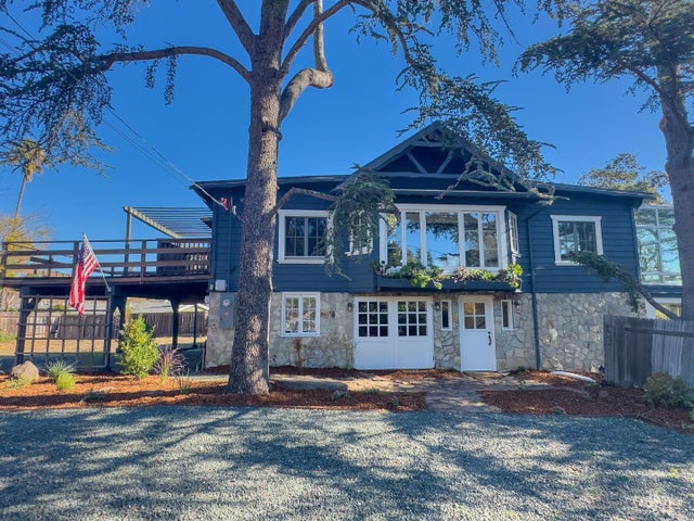 112 Highland Ter, WOODSIDE