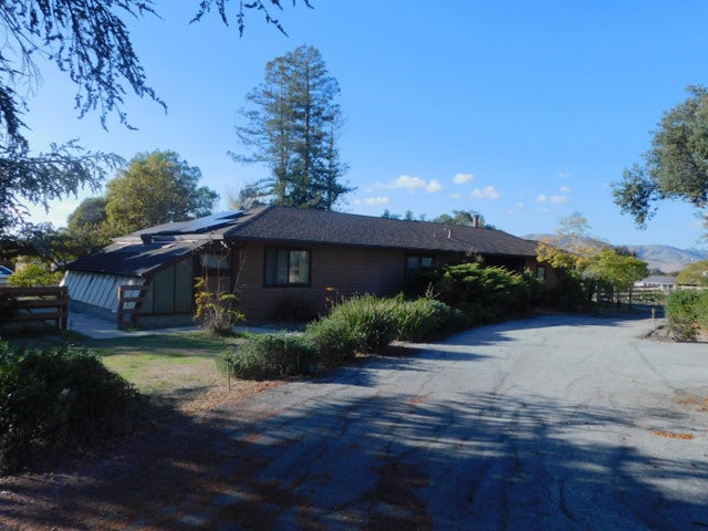 460 Foothill Rd, HOLLISTER