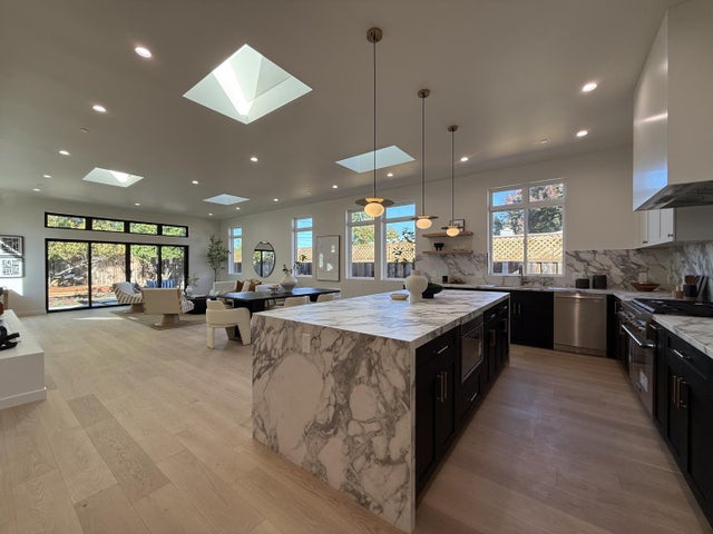 1125 Plymouth Dr, SUNNYVALE