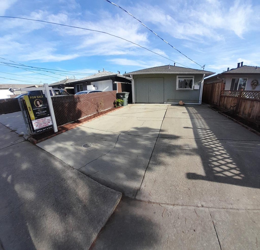 512 Hurlingame Ave, REDWOOD CITY