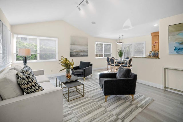 1109 Mcclellan Ave, MONTEREY