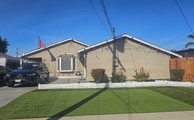 2627 Naples St, HAYWARD