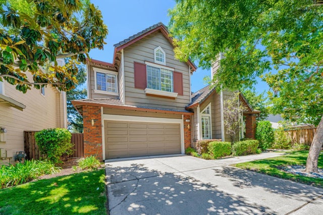 100 Danbury Ln, REDWOOD CITY