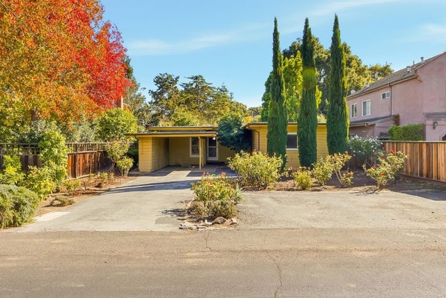 80 Watkins Ave, ATHERTON