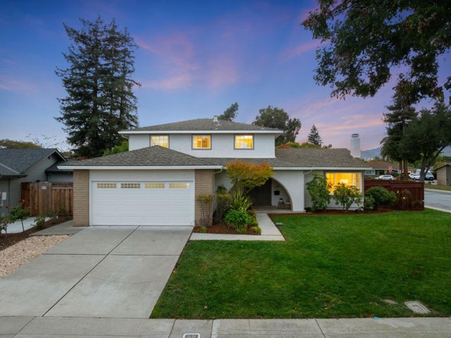 1301 Belshaw Dr, MOUNTAIN VIEW