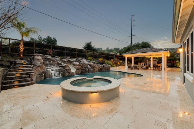 1324 Rhone Pl, PLEASANTON