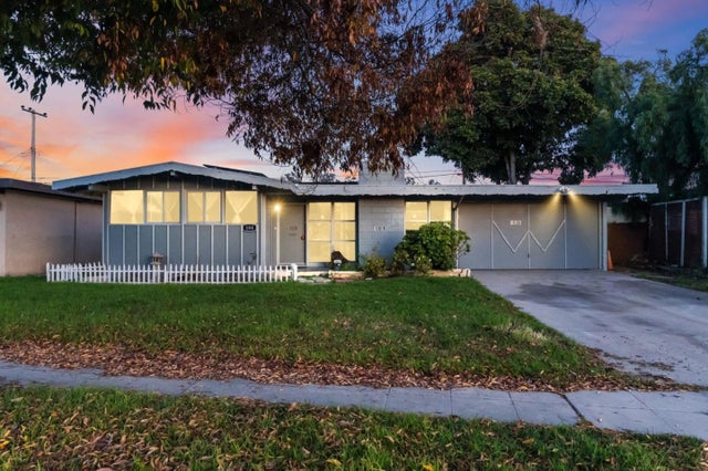 108 Gardenia Dr, SALINAS