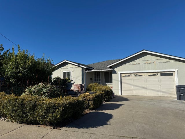 446 Kelli Ct, MARINA