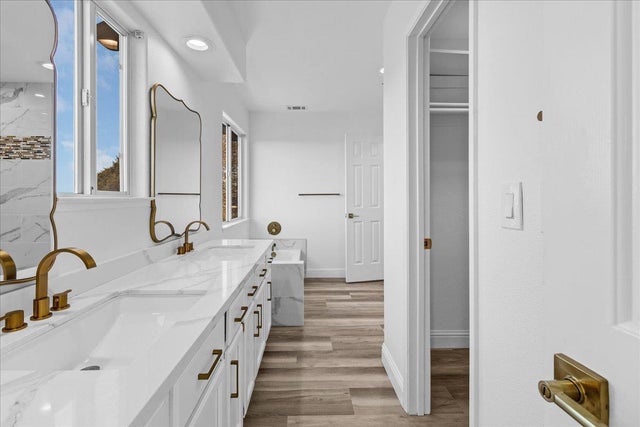 949 Nantucket Blvd 11, SALINAS