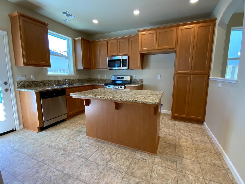 112 Brunia Pl, KING CITY