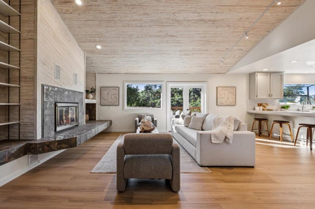 1100 Castro Rd, MONTEREY