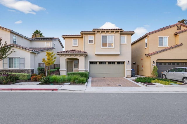 121 Mountaintop Ave, HAYWARD