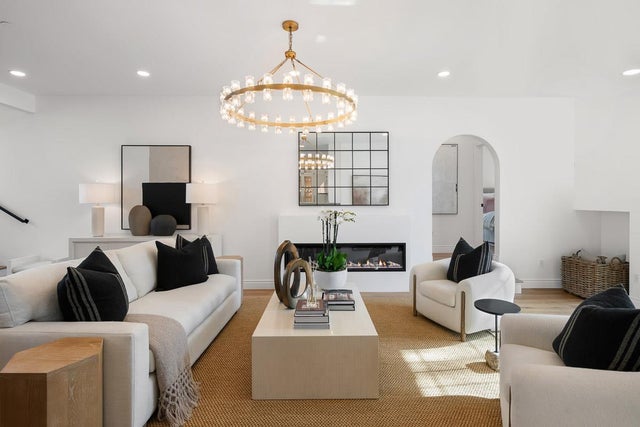 1476 Drake Ave, BURLINGAME