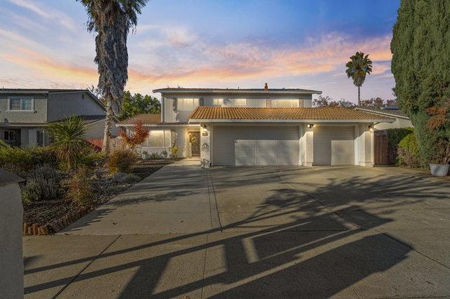 819 Cumberland Dr, GILROY