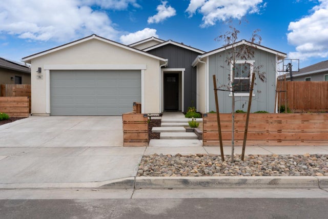 396 Broadstone Ct, LOS BANOS