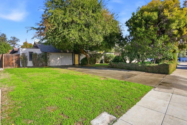 827 Cumberland Dr, SUNNYVALE