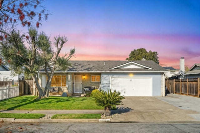761 Carla Way, GILROY