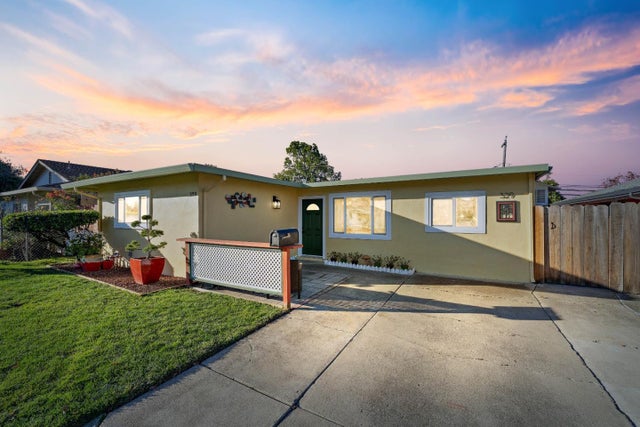 329 Carnegie Dr, MILPITAS