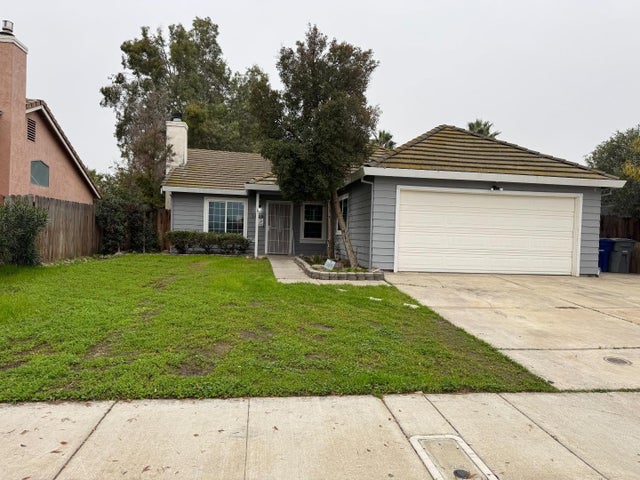 1429 Pintail Cir, Los Banos