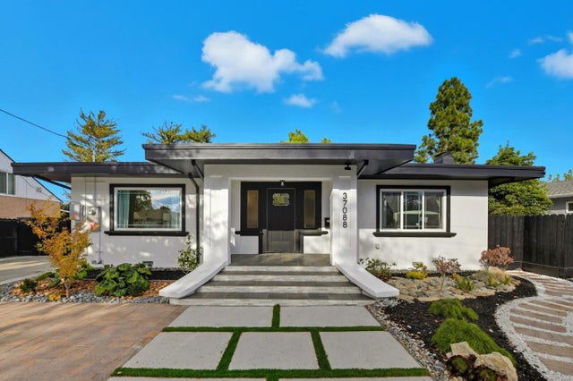 37088 Arden St, NEWARK