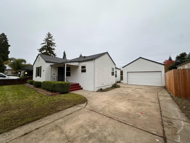 1220 S Church St, LODI