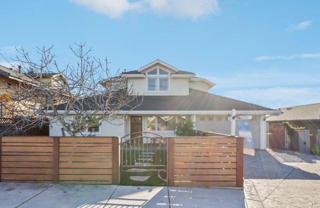 24927 2nd St, HAYWARD