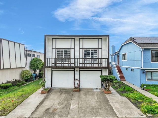 162 Eastridge Cir, PACIFICA