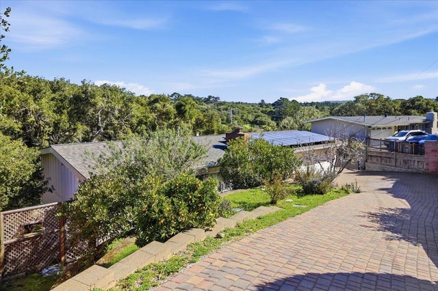 17 Los Encinos Dr, MONTEREY