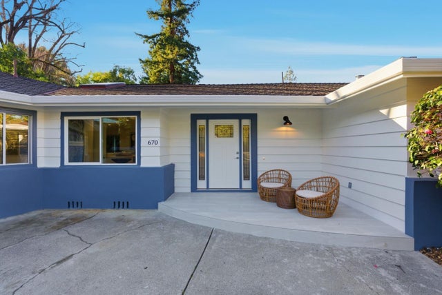670 La Mesa Drive, PORTOLA VALLEY