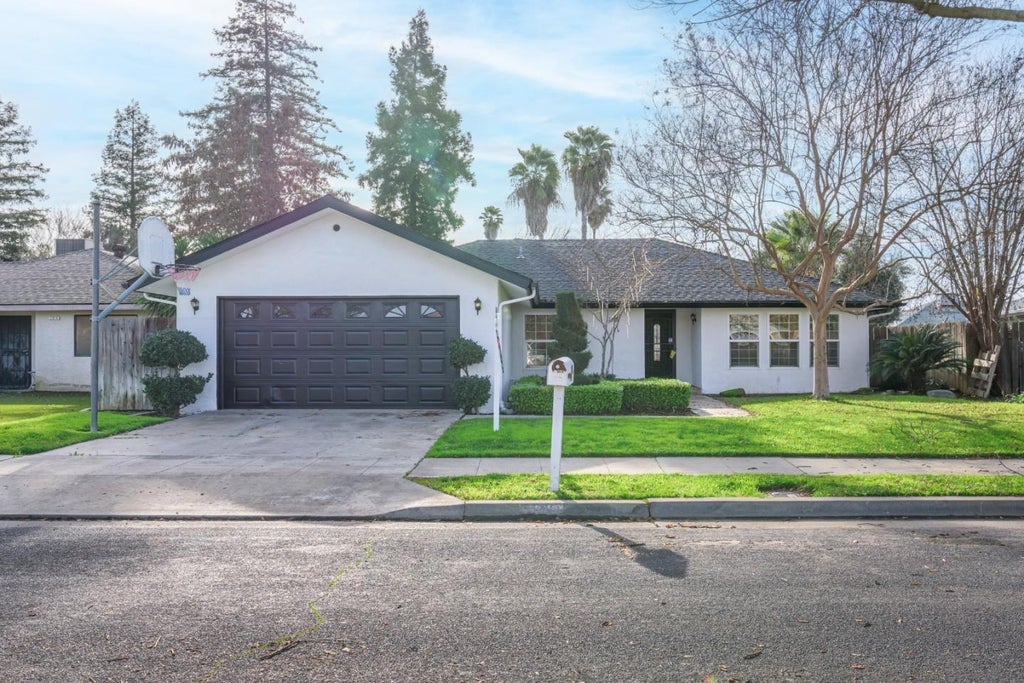 2820 Driftwood Dr, MADERA