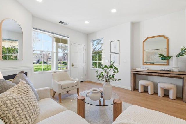 141 Laurel Way, MOUNTAIN VIEW