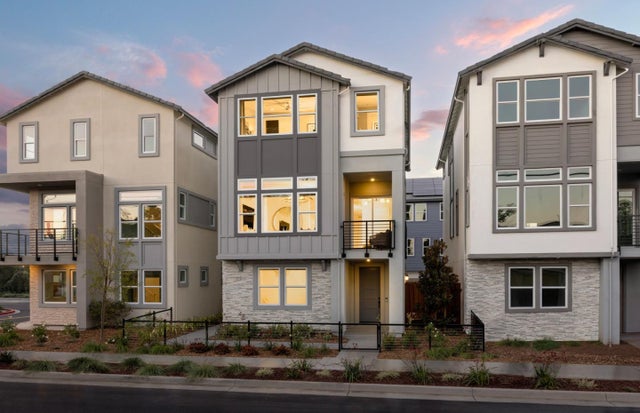 273 Llewellyn Ave 010-18 Plan 2, CAMPBELL