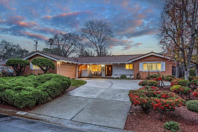 251 Old Adobe Rd, LOS GATOS