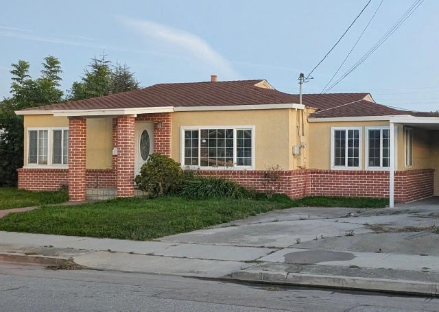110 Toro Ave, SALINAS