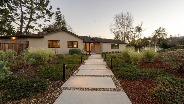1677 Middleton Ave, LOS ALTOS
