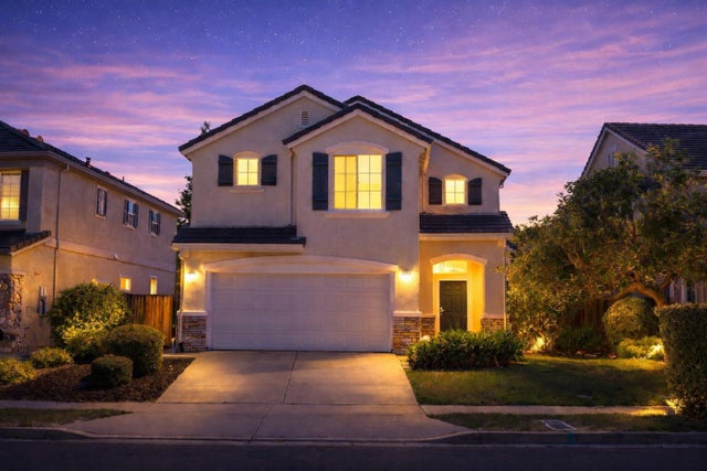 36075 Crystal Springs Dr, Newark