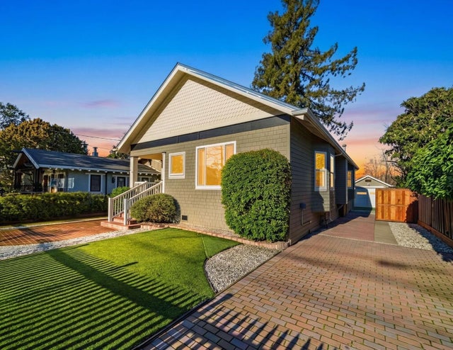 1410 Capuchino Ave, BURLINGAME