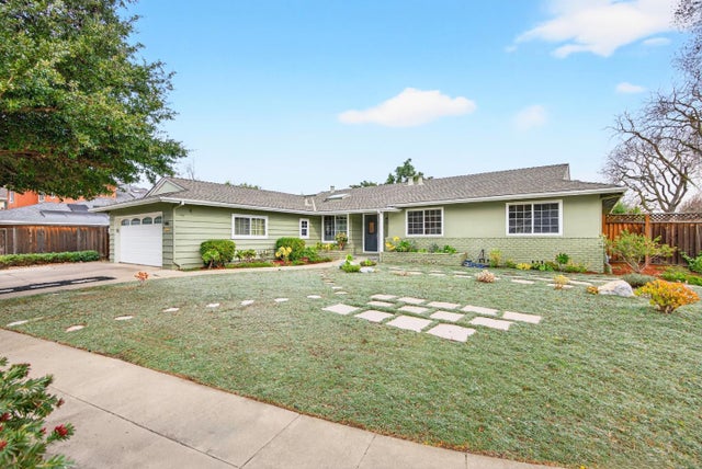 1496 Barton Dr, SUNNYVALE