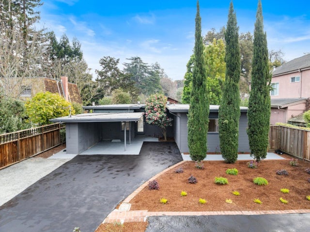 80 Watkins Ave, Atherton