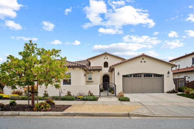 3019 Bluffs Dr, MARINA