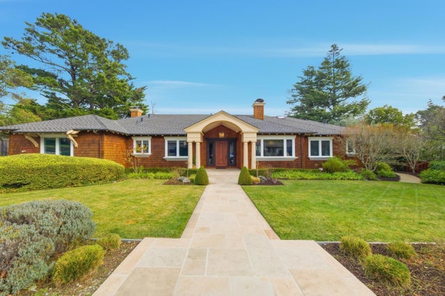 530 Barbara Way, Hillsborough