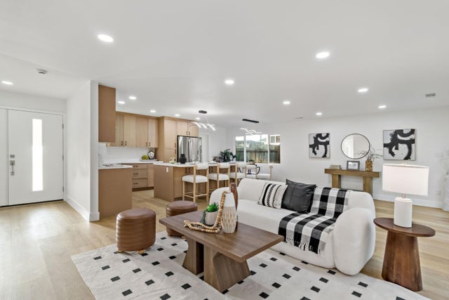 2946 Oxford Ave, RICHMOND