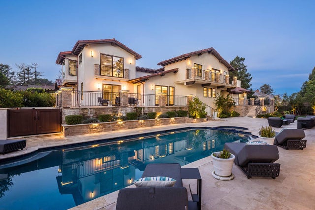 2950 Churchill Dr, HILLSBOROUGH