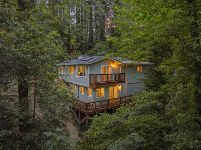 200 Shady Ln, Boulder Creek