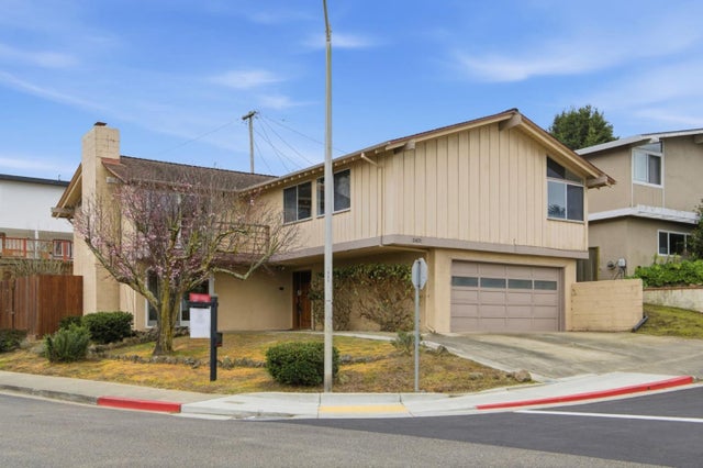 2401 Ardee Ln, SOUTH SAN FRANCISCO