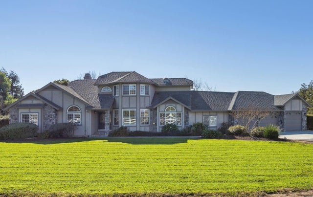 7000 Diablo Hills Rd, TRES PINOS