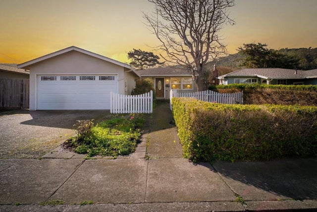 760 Noriega Way, PACIFICA