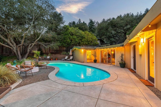111 Ponderosa Dr, Santa Cruz