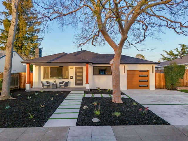 1621 Connecticut Dr, Redwood City